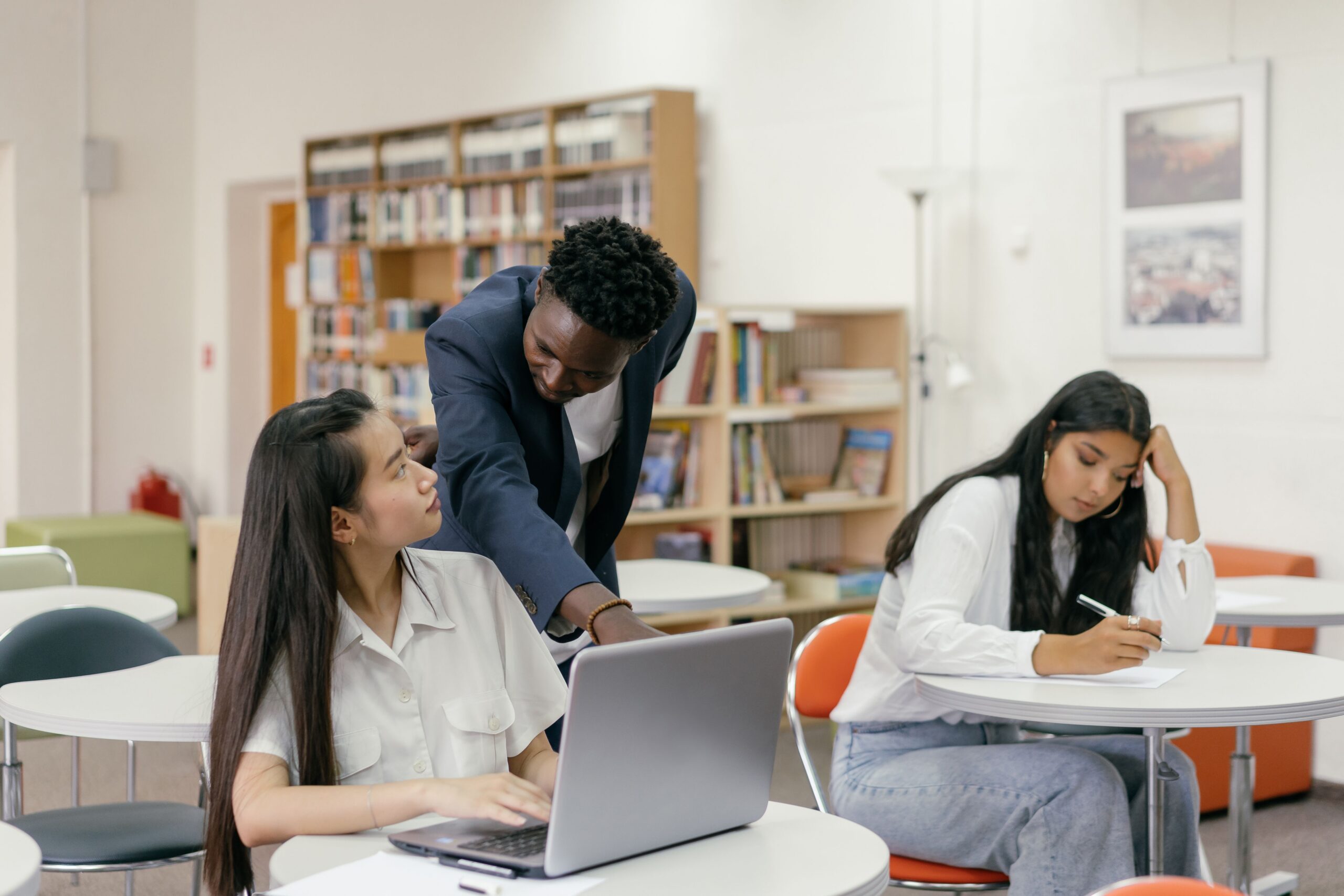 Two Student Loan Things Worth Knowing Before Year-End